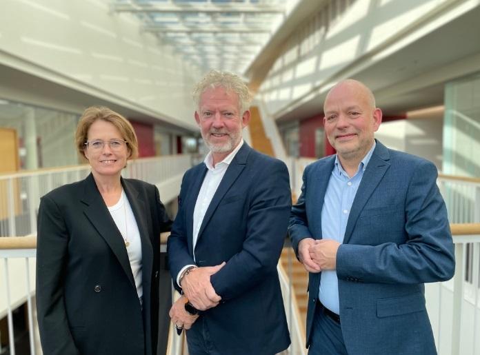 Julie Brooker, MD Janssen Denmark; Henning Langberg, CIO Rigshospitalet; Sven Dohmann, Country Director, J&J MedTech Denmark. 